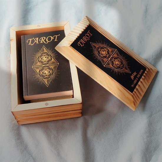 Ahşap Kutulu 78 Kartlı Tarot Seti