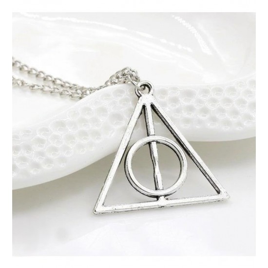 Harry Potter Ölüm Yadigarları Üçgen Kolye Harry Potter Ölüm Yadigarları Üçgen Kolye