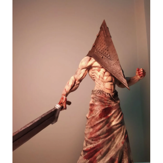 Silent Hill 2 Pyramid Head Büst - Piramit Kafa 30 CM Silent Hill 2 Pyramid Head Büst - Piramit Kafa 30 CM