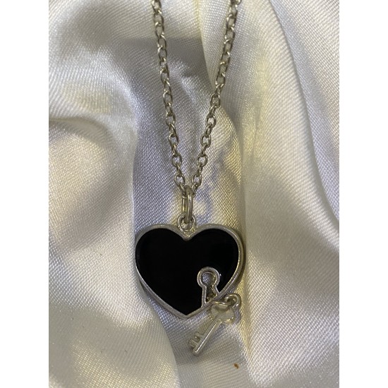 DÜKKAN DESİGN SİYAH KALBİMİN ANAHTARI KOLYE DÜKKAN DESİGN SİYAH KALBİMİN ANAHTARI KOLYE