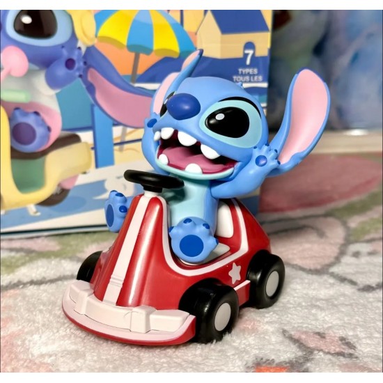 DÜKKAN DESİGN ÇARPIŞAN ARABA STİCH FİGÜR