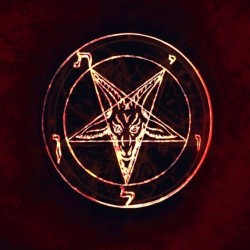 DÜKKAN DESİGN BAPHOMET'in MÜHRÜ DUVAR HALISI