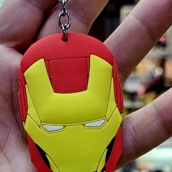 DÜKKAN DESİGN ÇİFT TARAFLI SİLİKON IRON MAN ANAHTARLIK