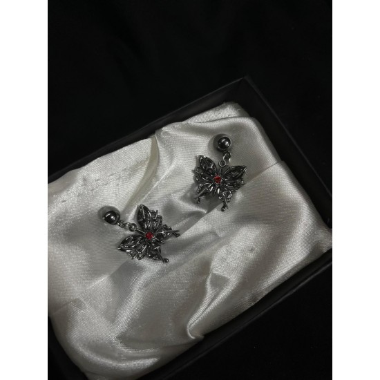 DÜKKAN DESİGN TAŞLI GOTİK KELEBEK KÜPE