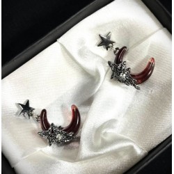 DÜKKAN DESİGN TAŞLI YARIM AY GOTİK KÜPE DÜKKAN DESİGN TAŞLI YARIM AY GOTİK KÜPE