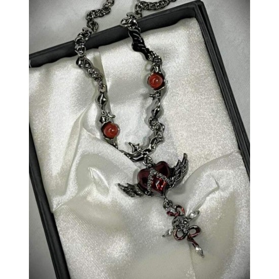 DÜKKAN DESİGN MEDUSANIN KALBİ DOĞAL TAŞLI KOLYE DÜKKAN DESİGN MEDUSANIN KALBİ DOĞAL TAŞLI KOLYE