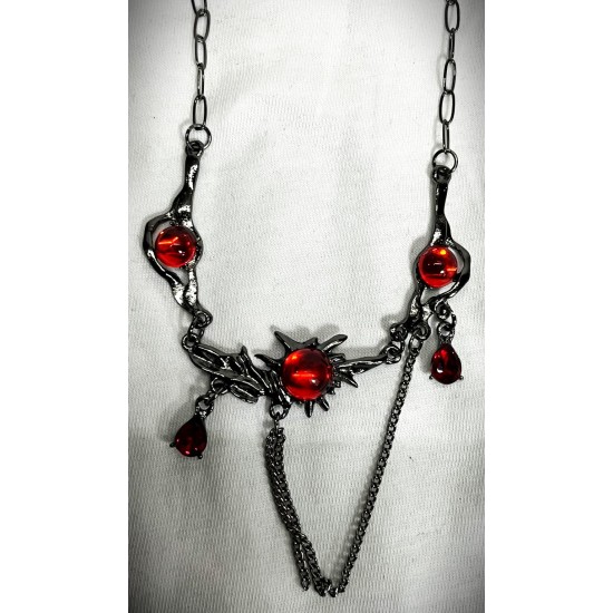 DÜKKAN DESİGN ANDROMEDA TAŞLI GOTİK KOLYE