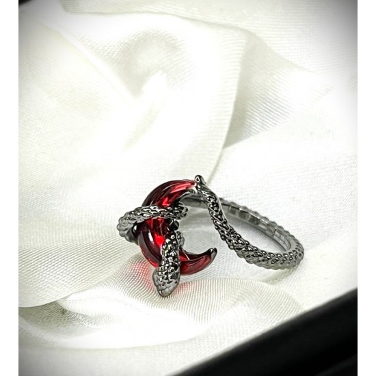 DÜKKAN DESİGN YILANLI KANLI AY YÜZÜK