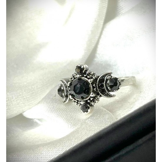 DÜKKAN DESİGN GECENİN KARANLIĞI AYARLANABİLİR TAŞLI YÜZÜK