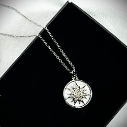 DÜKKAN DESİGN BATMAYAN GÜNEŞİM SEDEFLİ ÇELİK KOLYE