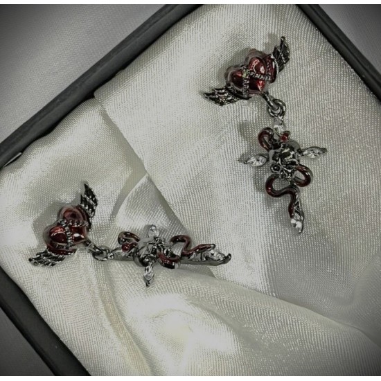 DÜKKAN DESİGN PUNK PİNTEREST KÜPE