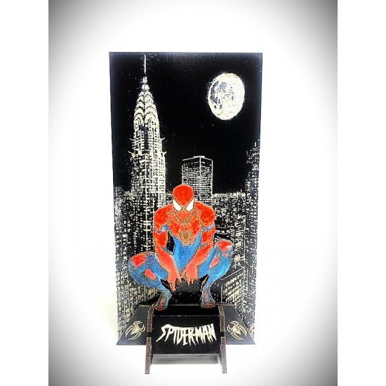 DÜKKAN DESİGN LAZER KAZIMA  EL BOYAMA  ÖRÜMCEK ADAM AHŞAP BİBLO