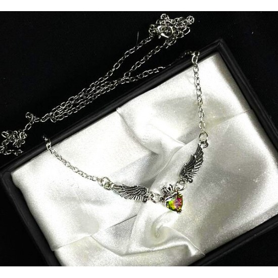 DÜKKAN DESİGN KANATLI AŞKLAR KALPLİ TAŞLI KOLYE