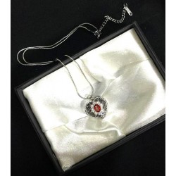 DÜKKAN DESİGN ELMAS KESİM TAŞLI FOTOĞRAF KOLYESİ