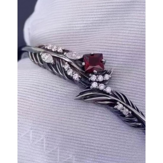 DÜKKAN DESİGN LOVE and DEEP SPACE RED STONE  BİLEKİLK