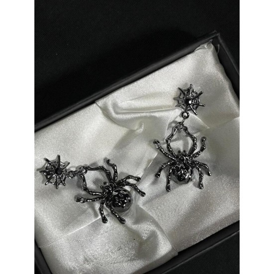 DÜKKAN DESİGN TARANTULA GOTİK KÜPE