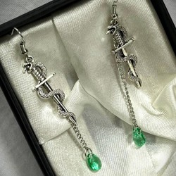 DÜKKAN DESİGN YILANLI KILIÇ PİNTEREST KÜPE