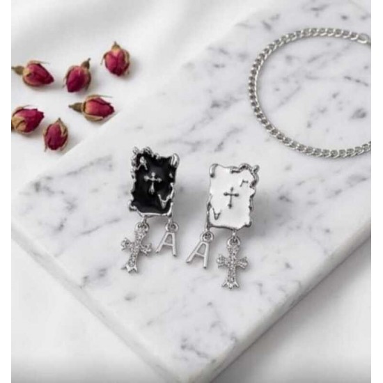 DÜKKAN DESİGN BLACK and WHİTE CROSS KÜPE