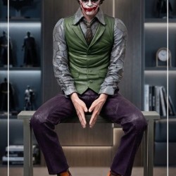 DÜKKAN DESİGN THE DARK NIGHT JOKER FİGÜRÜ